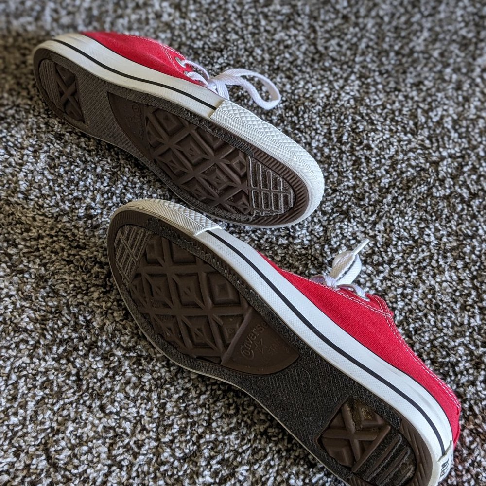 Red Converse - Picture 6 of 6